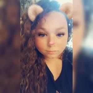 Meet your Posher, Nikki